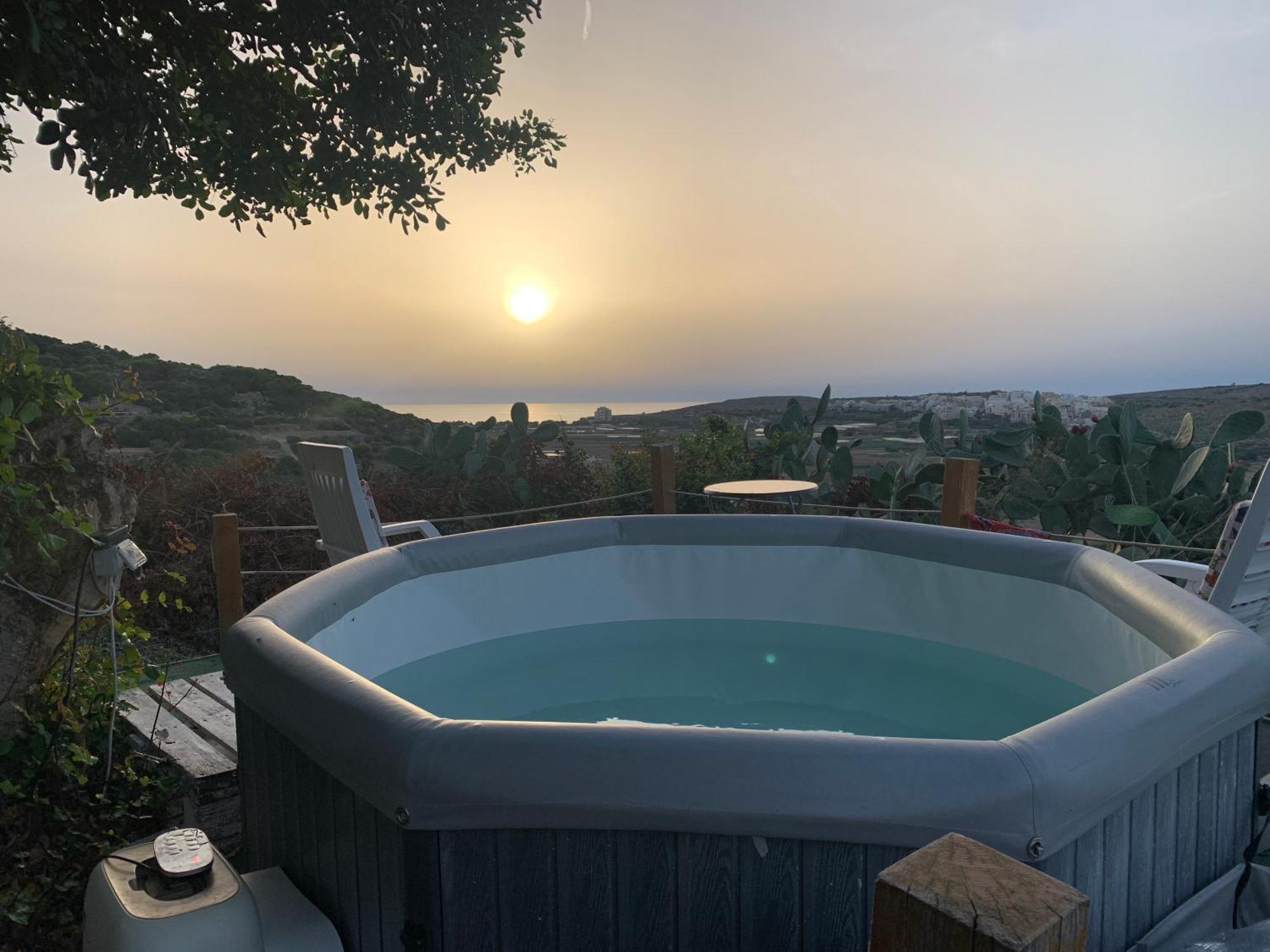 Secco'S Seaview Accommodation L-Imgarr Exterior foto